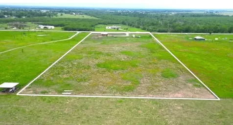 816 Raccoon Bend Road Bellville TX 77418
