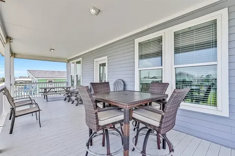 4207 Navarro Drive Galveston TX 77554