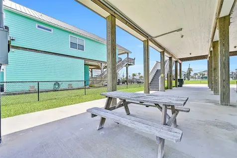 4207 Navarro Drive Galveston TX 77554