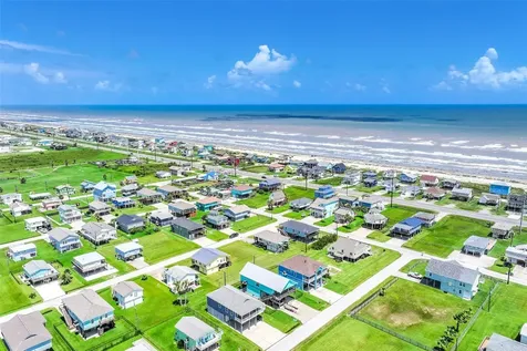 4207 Navarro Drive Galveston TX 77554