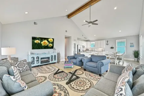 4207 Navarro Drive Galveston TX 77554