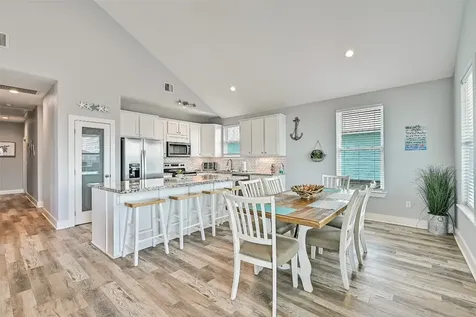 4207 Navarro Drive Galveston TX 77554
