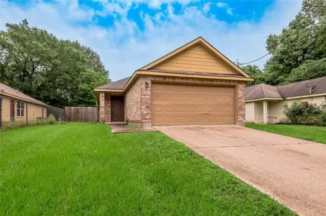 636 Avenue H Huntsville TX 77320
