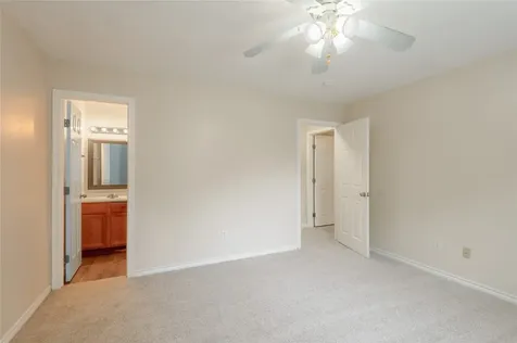 636 Avenue H Huntsville TX 77320