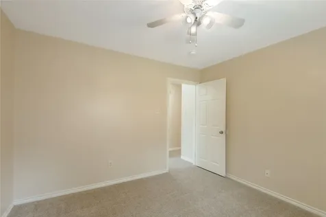 636 Avenue H Huntsville TX 77320