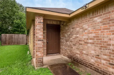 636 Avenue H Huntsville TX 77320