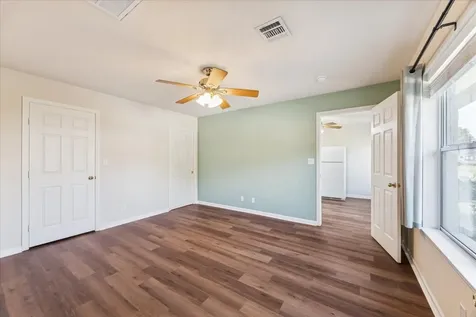 702 Huntercrest Street El Lago TX 77586