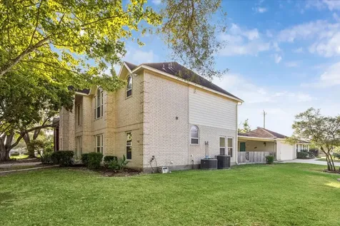 702 Huntercrest Street El Lago TX 77586