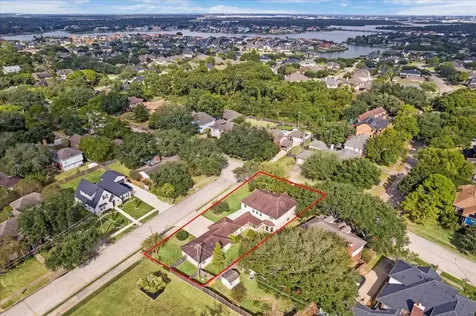 702 Huntercrest Street El Lago TX 77586