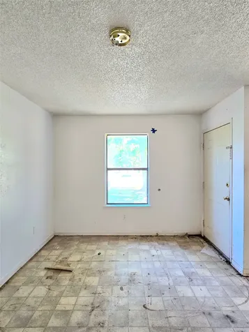 808 Willow Avenue Cleveland TX 77327