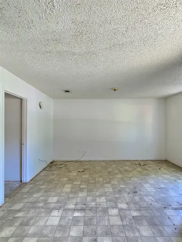 808 Willow Avenue Cleveland TX 77327