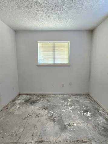 808 Willow Avenue Cleveland TX 77327