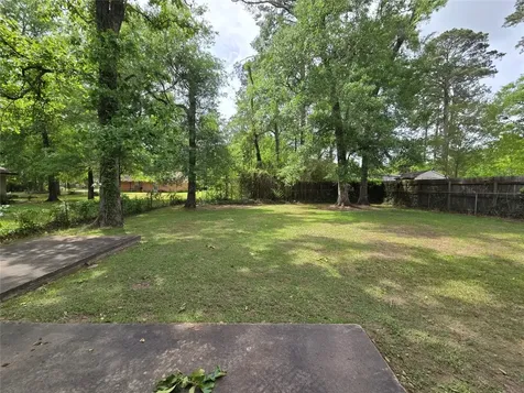 808 Willow Avenue Cleveland TX 77327