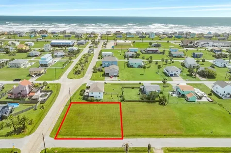 Lot 10 Lewis Scott Jamaica Beach TX 77554