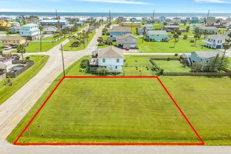 Lot 10 Lewis Scott Jamaica Beach TX 77554