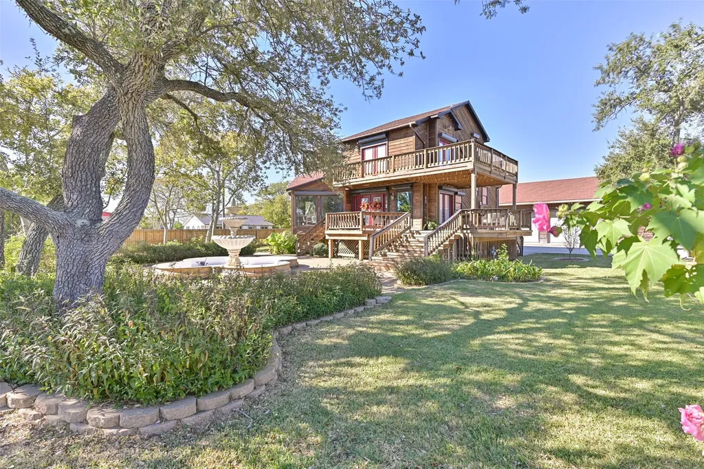 114 24th Street Dickinson TX 77539