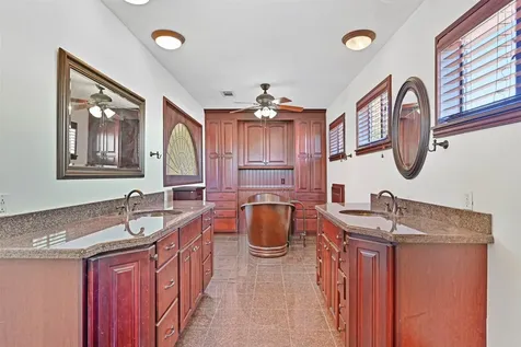 114 24th Street Dickinson TX 77539