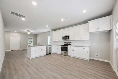320 S Texas Street Texas City TX 77591
