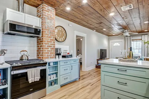 1602 40th Street Galveston TX 77550