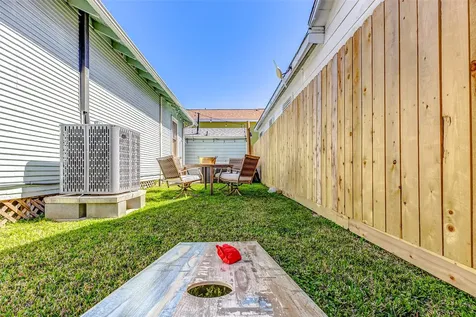 1602 40th Street Galveston TX 77550