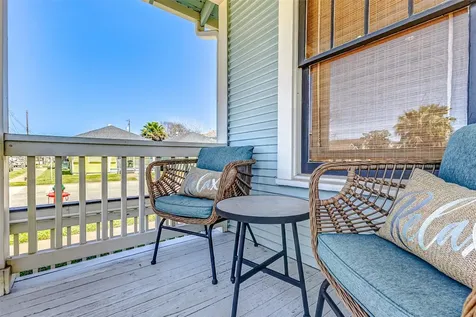 1602 40th Street Galveston TX 77550