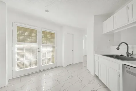 12009 Sandpiper Drive Houston TX 77035