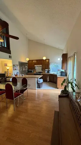1919 Iron Ridge Sugar Land TX 77478