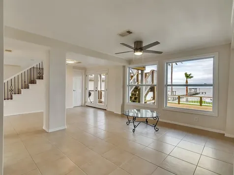1309 8th Street San Leon TX 77539