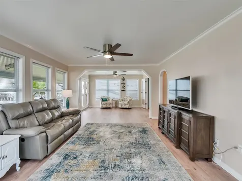1309 8th Street San Leon TX 77539