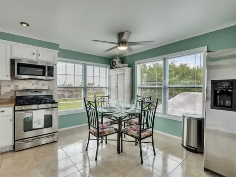 1309 8th Street San Leon TX 77539