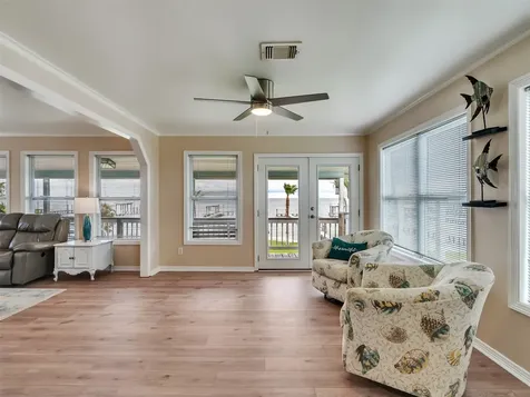 1309 8th Street San Leon TX 77539