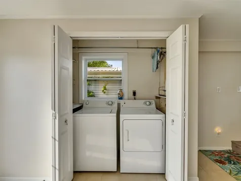 1309 8th Street San Leon TX 77539