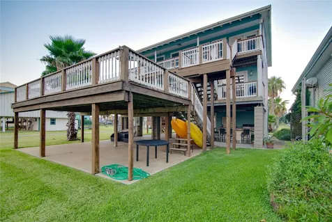 1309 8th Street San Leon TX 77539