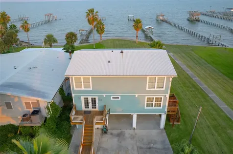 1309 8th Street San Leon TX 77539