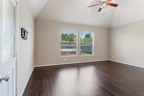 4214 Evergreen Drive Friendswood TX 77546