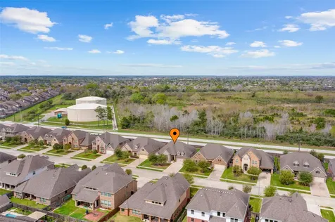 4214 Evergreen Drive Friendswood TX 77546