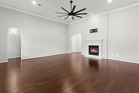 4214 Evergreen Drive Friendswood TX 77546