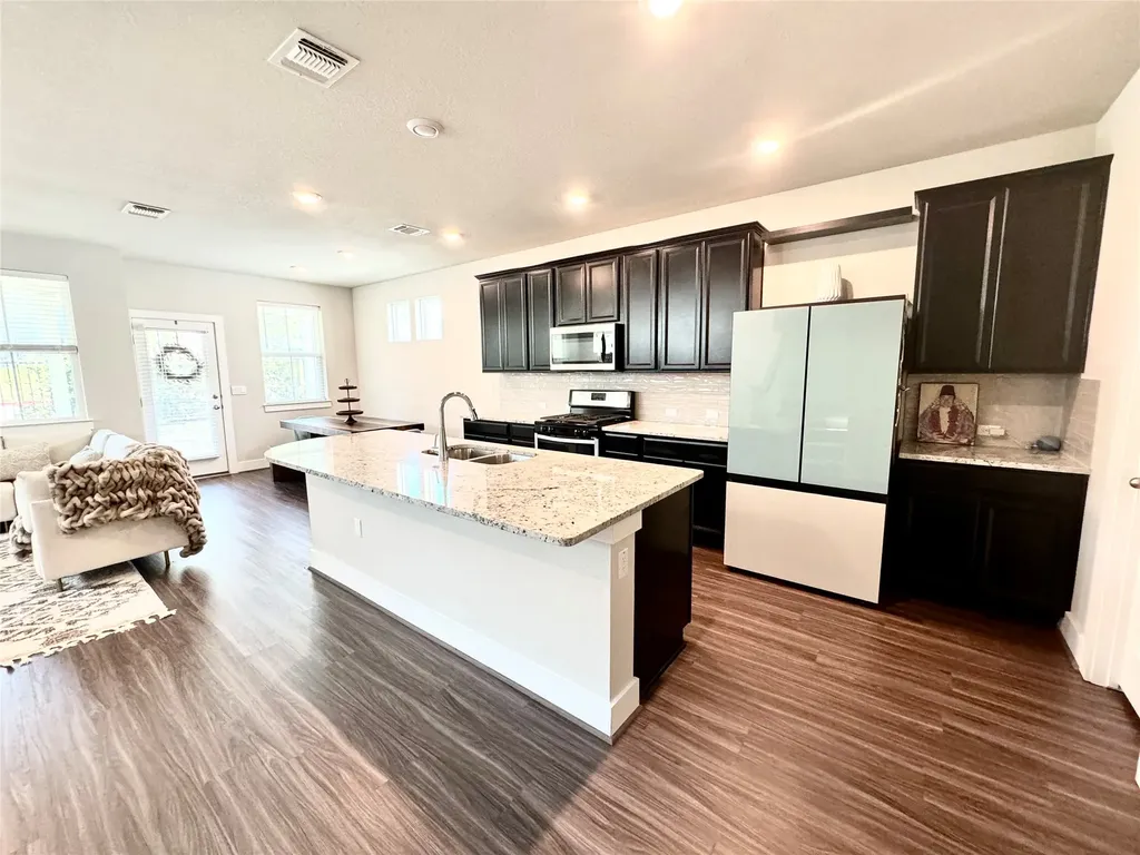 7103 Silver Star Lane 60 Austin TX 78744