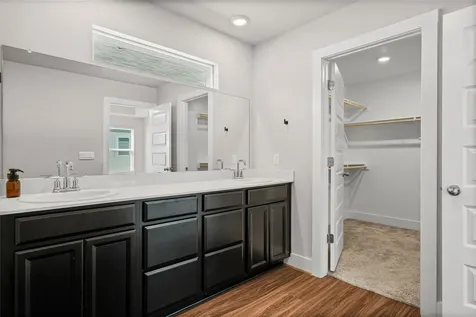 7103 Silver Star Lane 60 Austin TX 78744