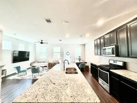 7103 Silver Star Lane 60 Austin TX 78744