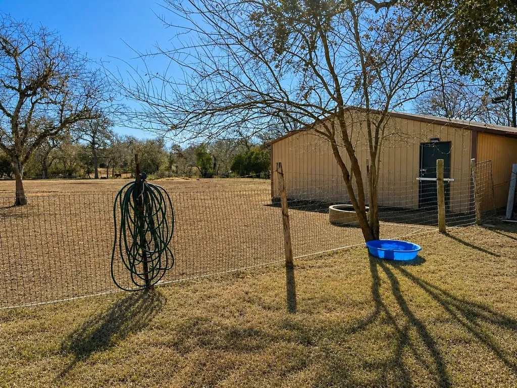 680 Stringtown Road Medina TX 78055