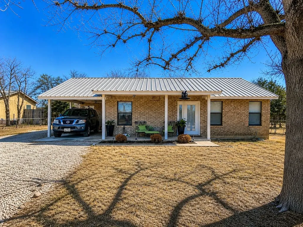 680 Stringtown Road Medina TX 78055