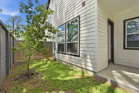 1113 Highland Square Lane Houston TX 77091