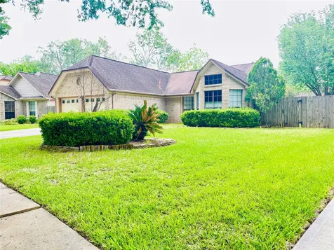 2910 Pioneer Pass Sugar Land TX 77479