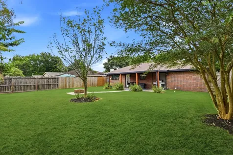 5714 Nina Lee Lane Houston TX 77092