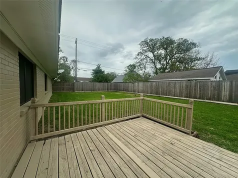 130 Bay Ridge Drive Baytown TX 77523
