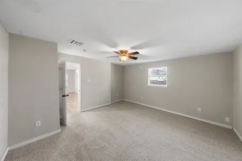 7019 Sur Court Houston TX 77033