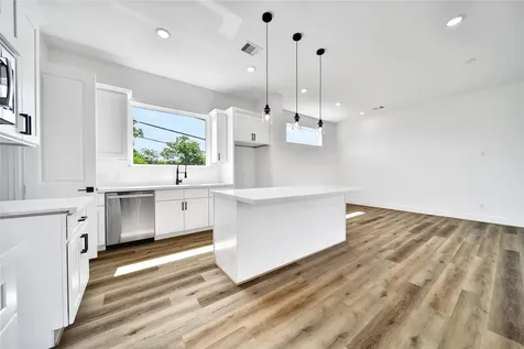 4124 Buck Street Houston TX 77020