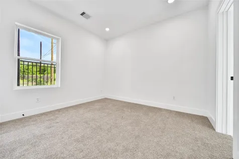 4124 Buck Street Houston TX 77020