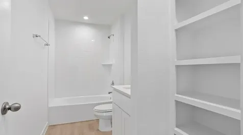 9018 Shady Cabana Way Iowa Colony TX 77583